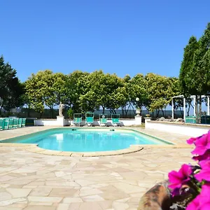 https://griko-country.lecce-hotels.com