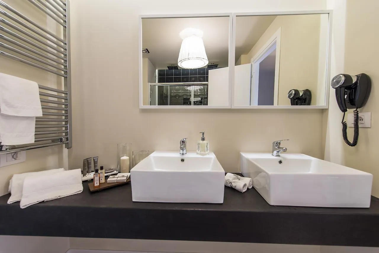 Luxuryenne Hotel Cagliari Italy